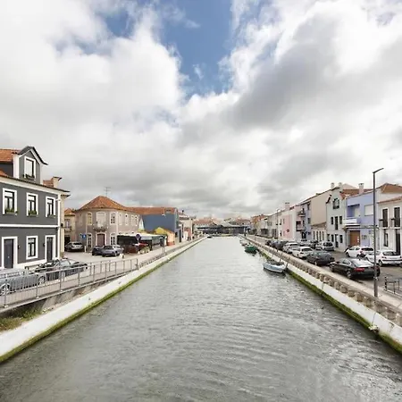 Apartman Spacious In Center In Lively Area